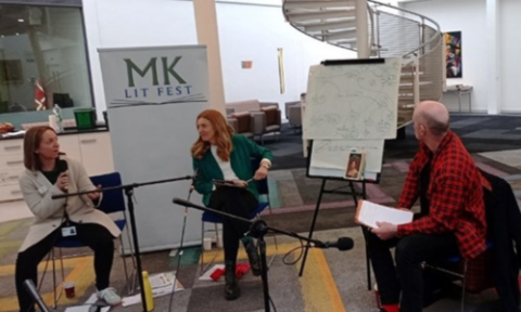 2 participants with Julia Wheeler at the Moderator training day