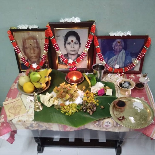 The ancestors’ pictures from the left: Dr. Nithiya’s paternal grandfather (late Mr Kannan), Dr. Nithiya’s paternal grandmother (late Mrs Kamatchi) and Dr. Nithiya’s maternal grandmother (late Mrs Gengamma)