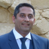Professor Dinar Kale