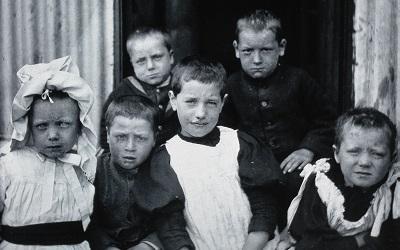 "File:Gloucester smallpox epidemic, 1896 Wellcome V0031470.jpg" is licensed under CC BY 4.0
