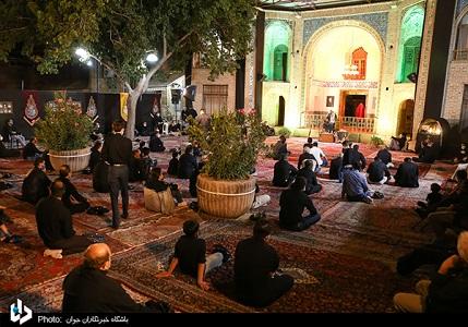 Ceremonies of Ashura with keeping the social distance 