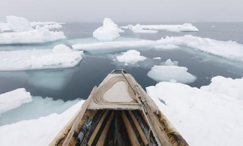 Umiaq and north wind during spring whaling by Kiliii Yuyan